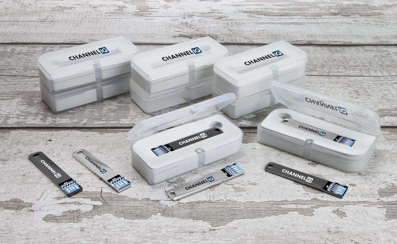 WalletStick - Personalisierte dünne USB-Flash-Sticks gallery thumbnail